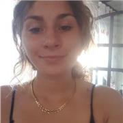 Studentessa di Lettere e Filosofia presso l' Università di Bologna